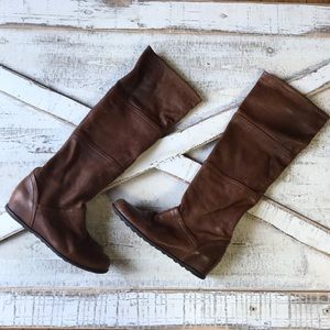 Stuart Weitzman tall leather boots 8 Tabasco